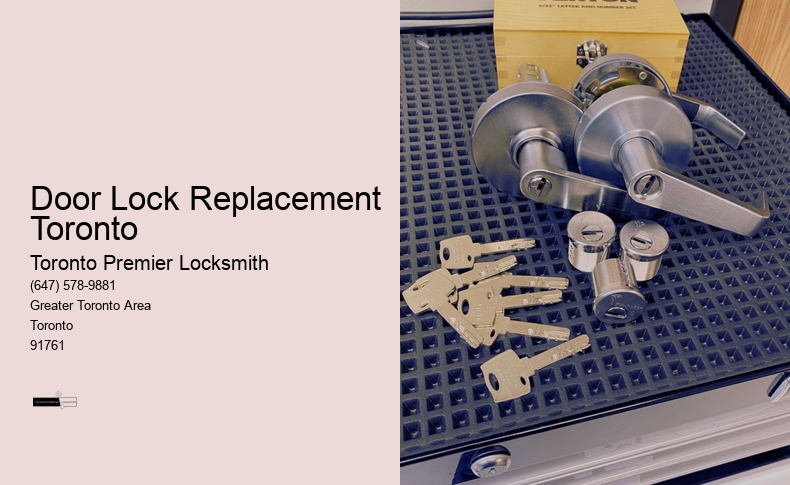 Residential vs Commercial Locksmithing in Toronto: Key Differences and Similarities 